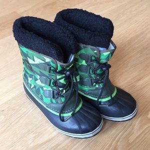 SOREL Yoot Pac Nylon Big Kid Size 5 boots